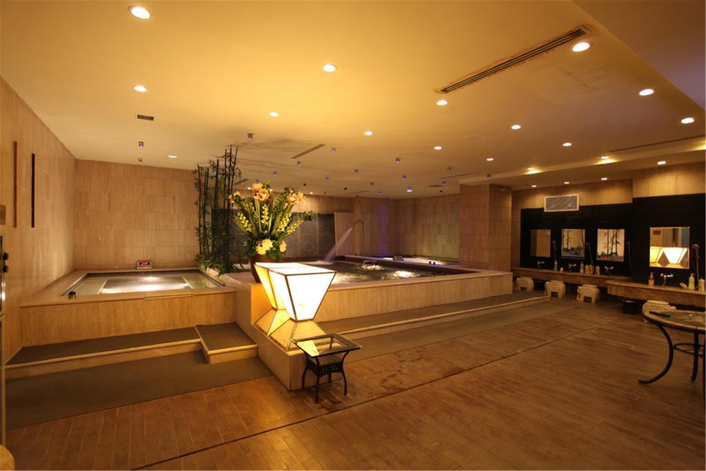 Ruiwan New Century Hotel Tientsin Esterno foto