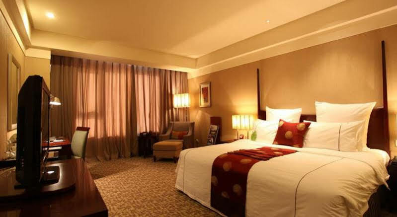 Ruiwan New Century Hotel Tientsin Esterno foto